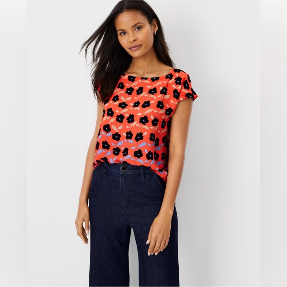 NWT ANN TAYLOR Border Floral Boatneck Top Size Medium